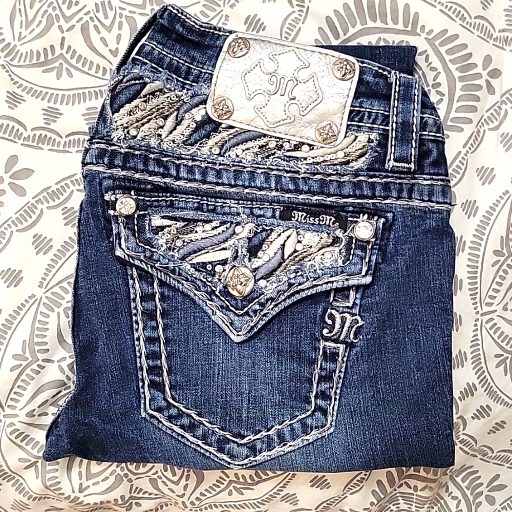 MISS ME Boot Cut Jeans. Size 28 Inseam 31"